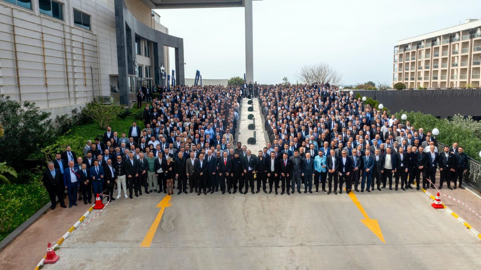 Daikin Türkiye strateji toplantısı katılımcılarının toplu fotoğrafı